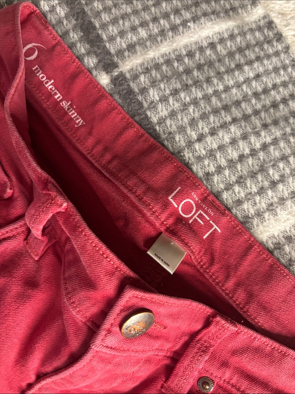 LOFT Women's Raspberry Skinny Jeans - Picture 2 of 2